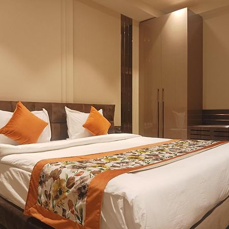 Hotel Cullinan By Qotel Janakpuri Dillí Exteriér fotografie