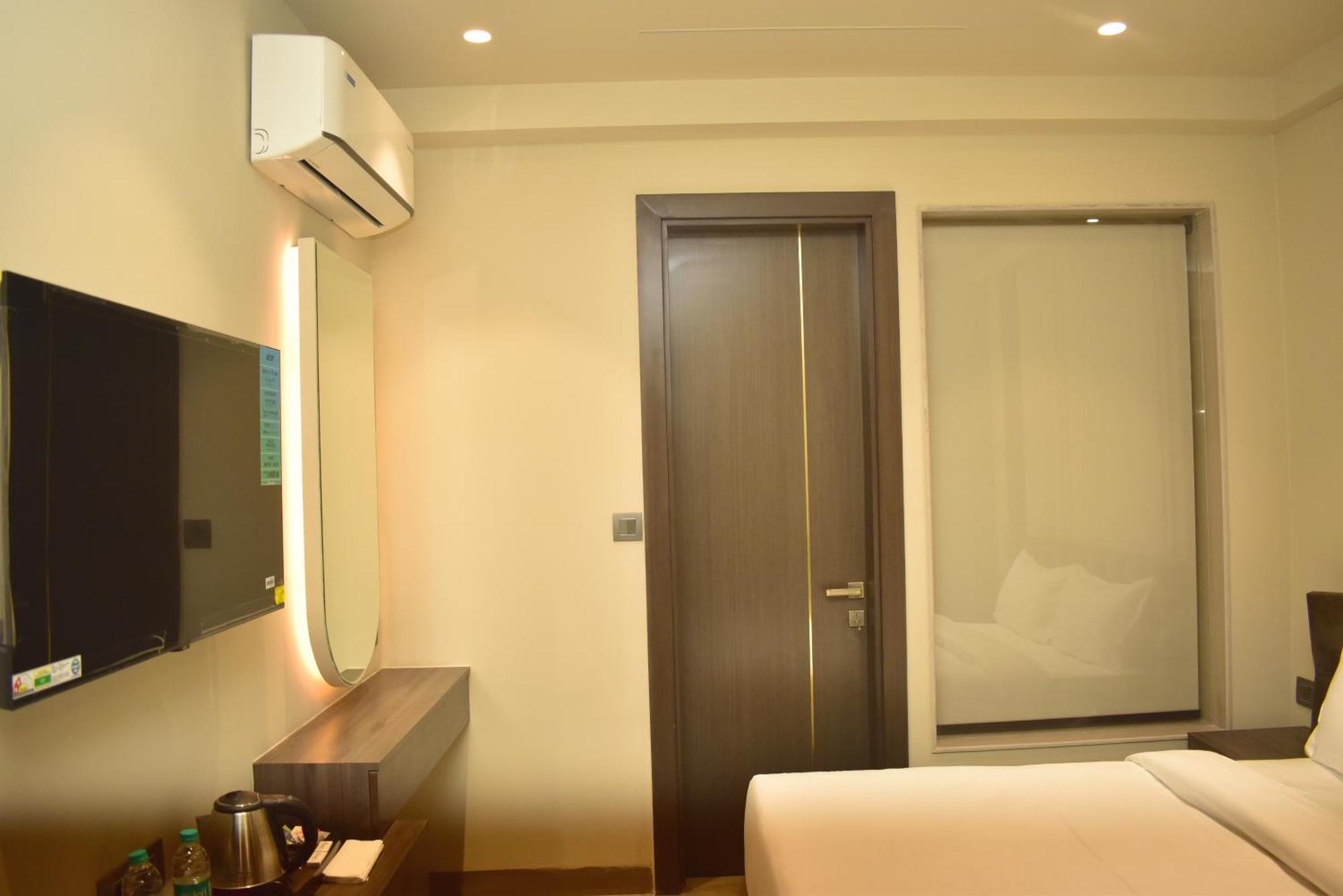 Hotel Cullinan By Qotel Janakpuri Dillí Exteriér fotografie